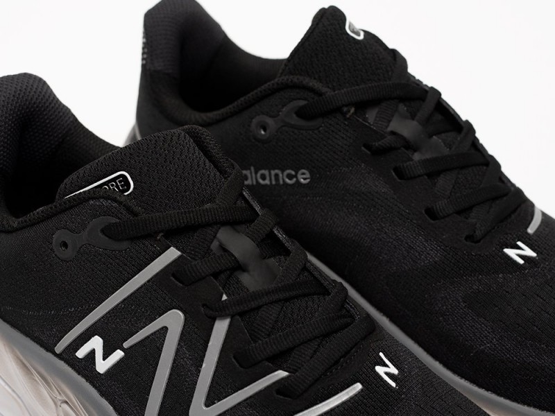 New Balance Fresh Foam X More Trail v4