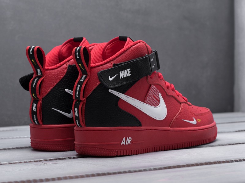 Nike Air Force 1 07 Mid LV8 Red