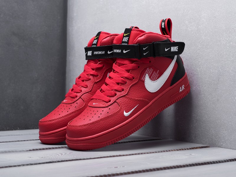 Nike Air Force 1 07 Mid LV8 Red