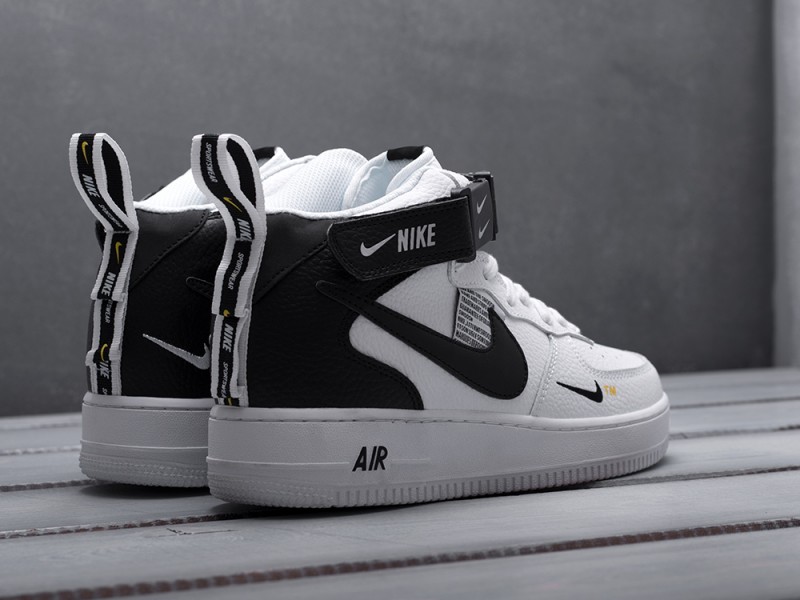 Nike Air Force 1 07 Mid LV8 White