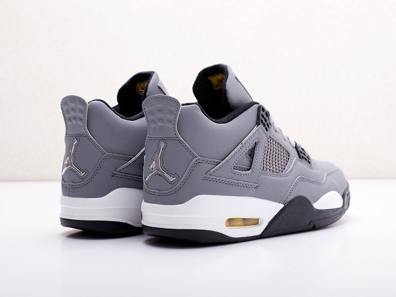 Nike Air Jordan 4 Retro