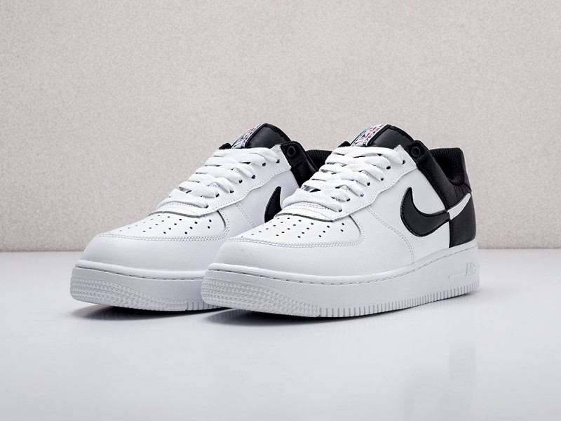 Nike Air Force 1 07 LV8 1