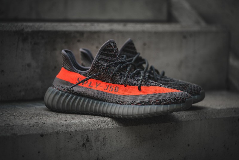 WMNS Adidas Yeezy Boost 350 V2 Beluga