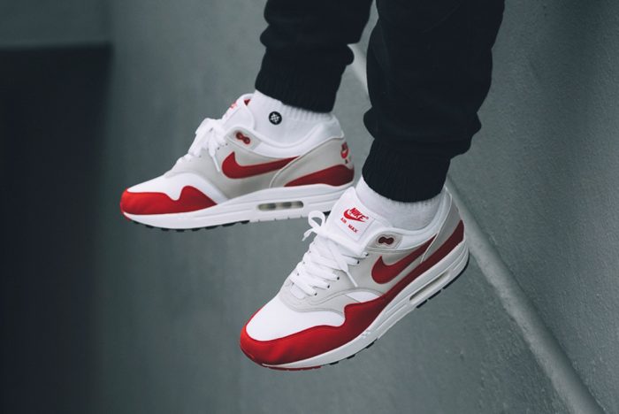 NIKE AIR MAX 1  RETRO ANNIVERSARY RED