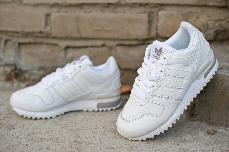 WMNS Adidas ZX 700 White