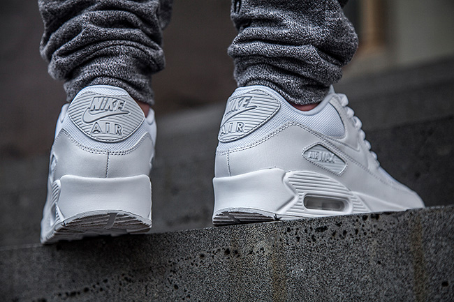 WMNS Nike Air Max 90 All White