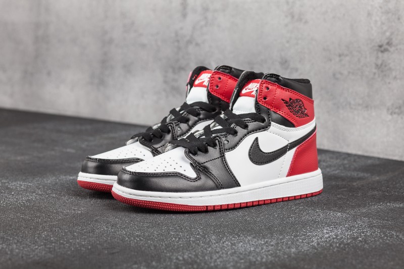 WMNS Nike Air Jordan 1 Red/White/Black