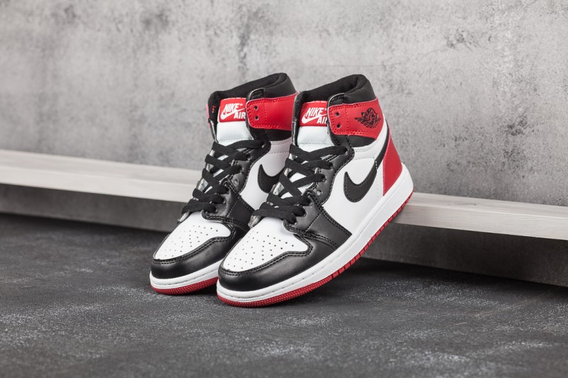 WMNS Nike Air Jordan 1 Red/White/Black